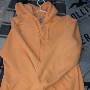 Aritzia Cozyaf Boyfriend Zip-up Hoodie